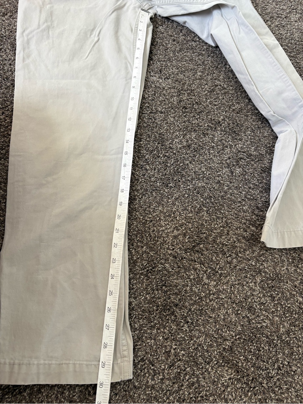 Dockers Men's Light Beige Chino Pants - Picture 6 of 9